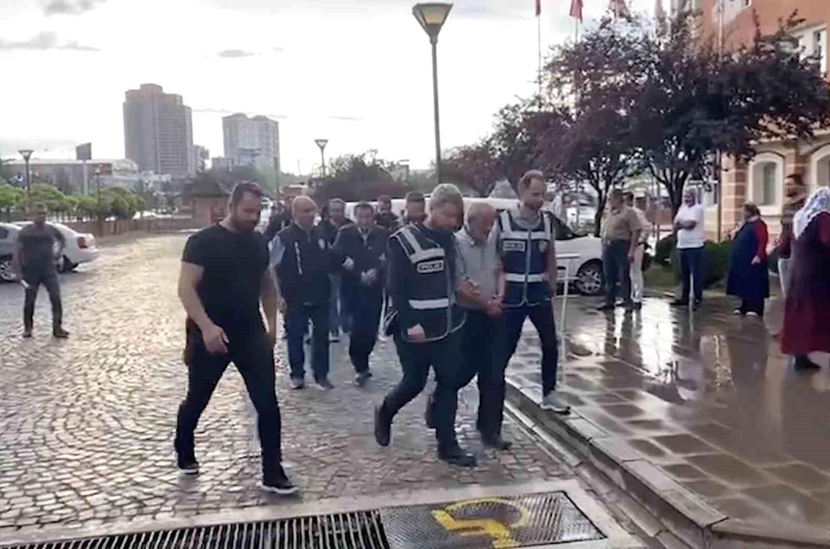 19 Yıl Sonra Yakalanan Cinayet Zanlıları Serbest