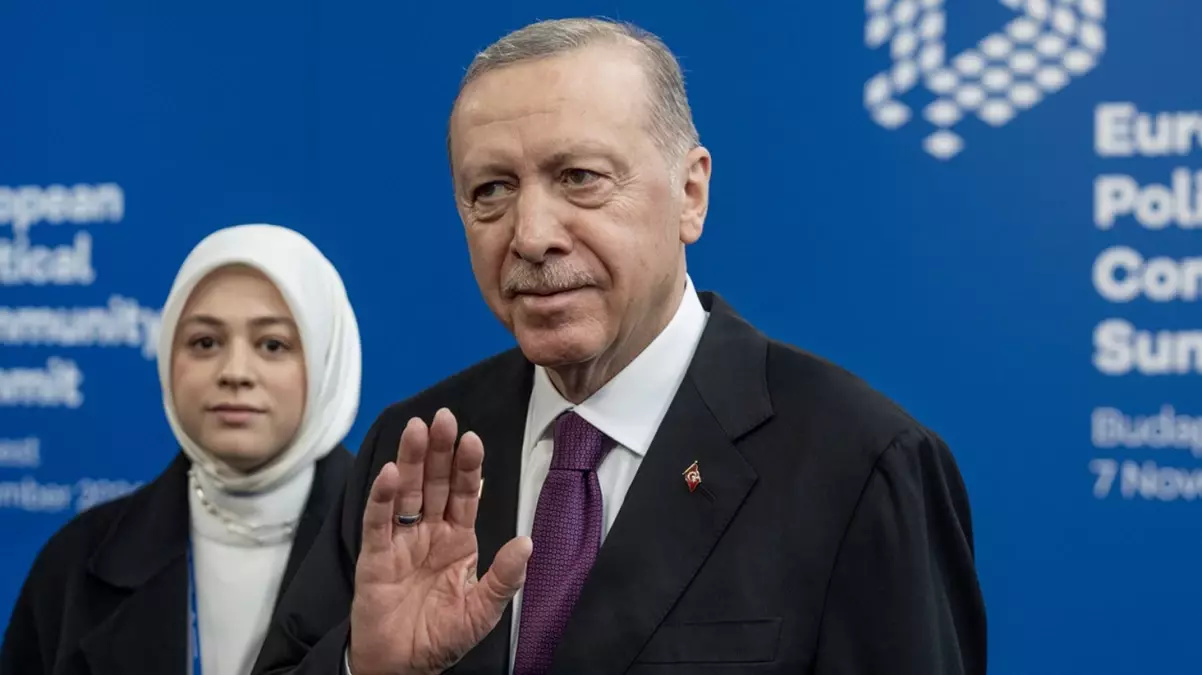 Cumhurbaşkanı Erdoğan\'dan kayyum atanan belediyelerle ilgili ilk yorum: Makamı suistimal eden bedelini öder