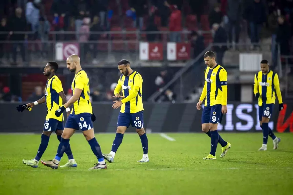 Fenerbahçe İlk Yenilgisini Aldı