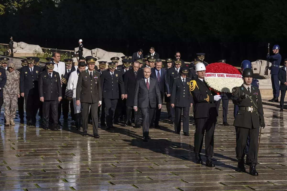 Atatürk\'ün 86. Yılında Anıtkabir Ziyareti