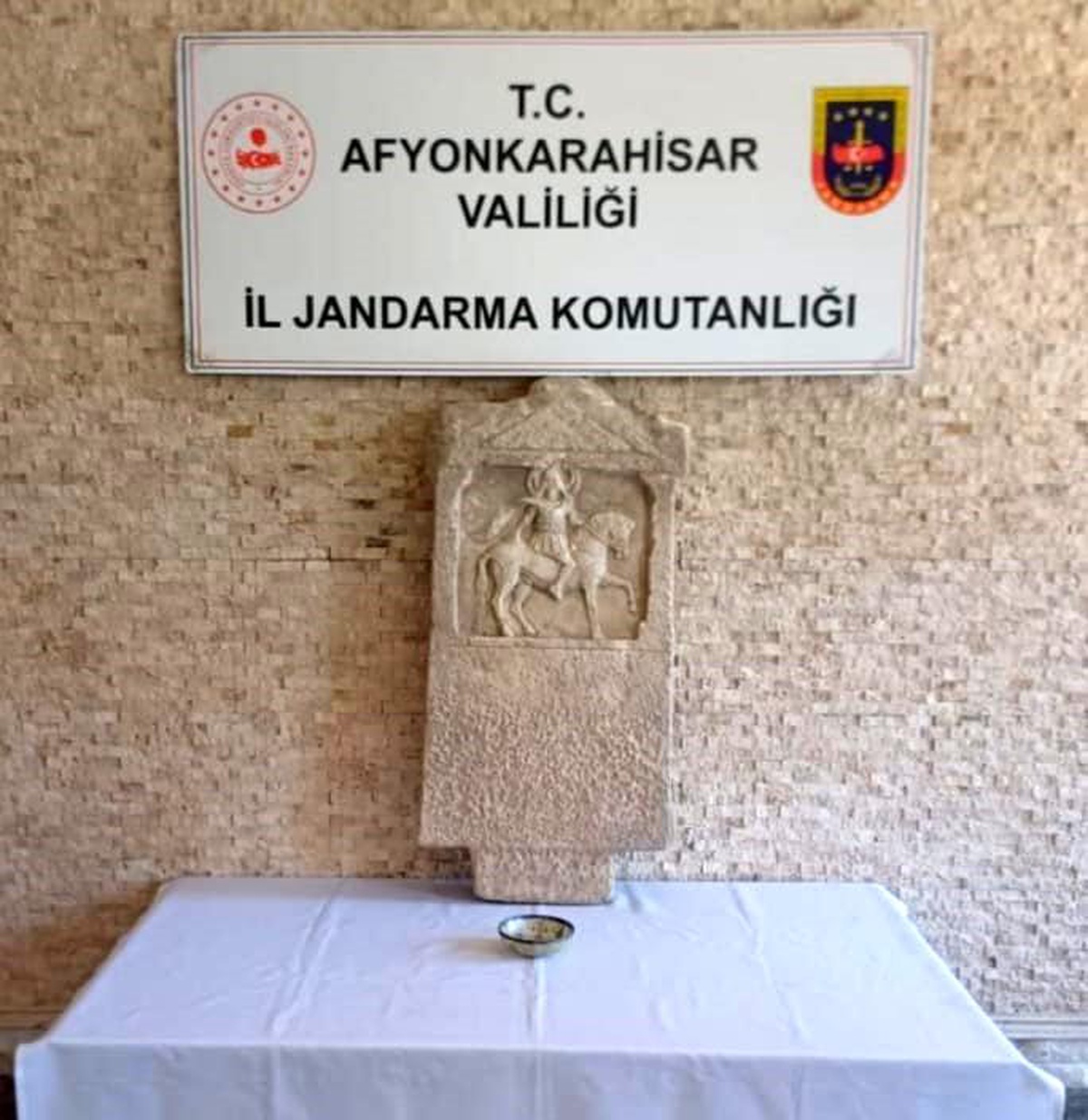 Afyonkarahisar\'da Tarihi Eser Operasyonu
