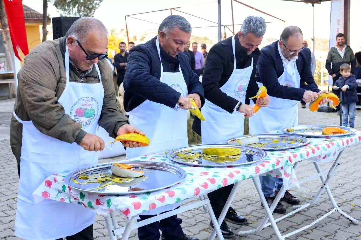 Kızıldamlar Festivali\'nde Kabak Soyma Yarışması