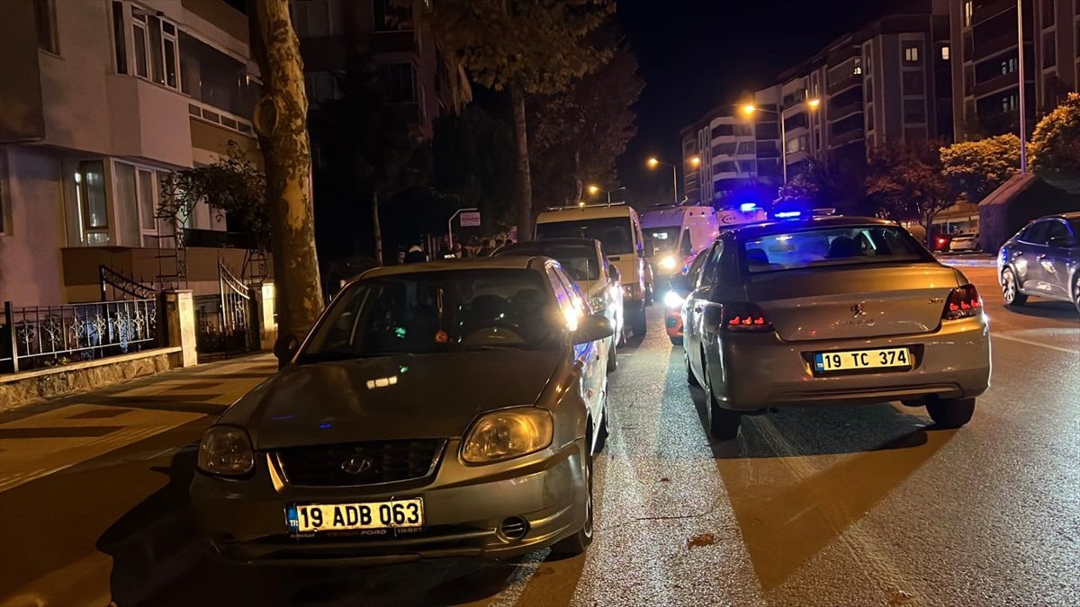 Çorum\'da Bıçaklı Kavga: 2 Yaralı