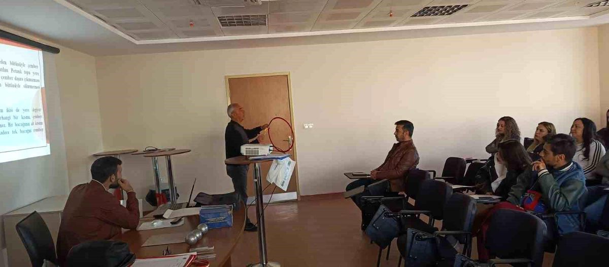 Elazığ\'da Bocce Aday Hakem Kursu Açıldı