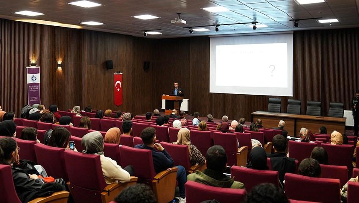 Erzurum Teknik Üniversitesi\'nde Afet Risk Azaltma Konferansı Düzenlendi