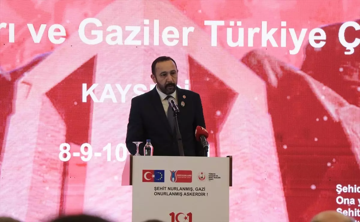 Kayseri\'de "Şehit Yakınları ve Gaziler Türkiye Çalıştayı" düzenlendi