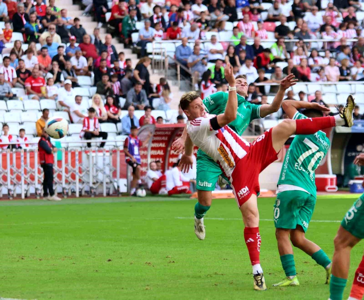 Antalyaspor, Bodrum FK\'yi 3-2 Yendi