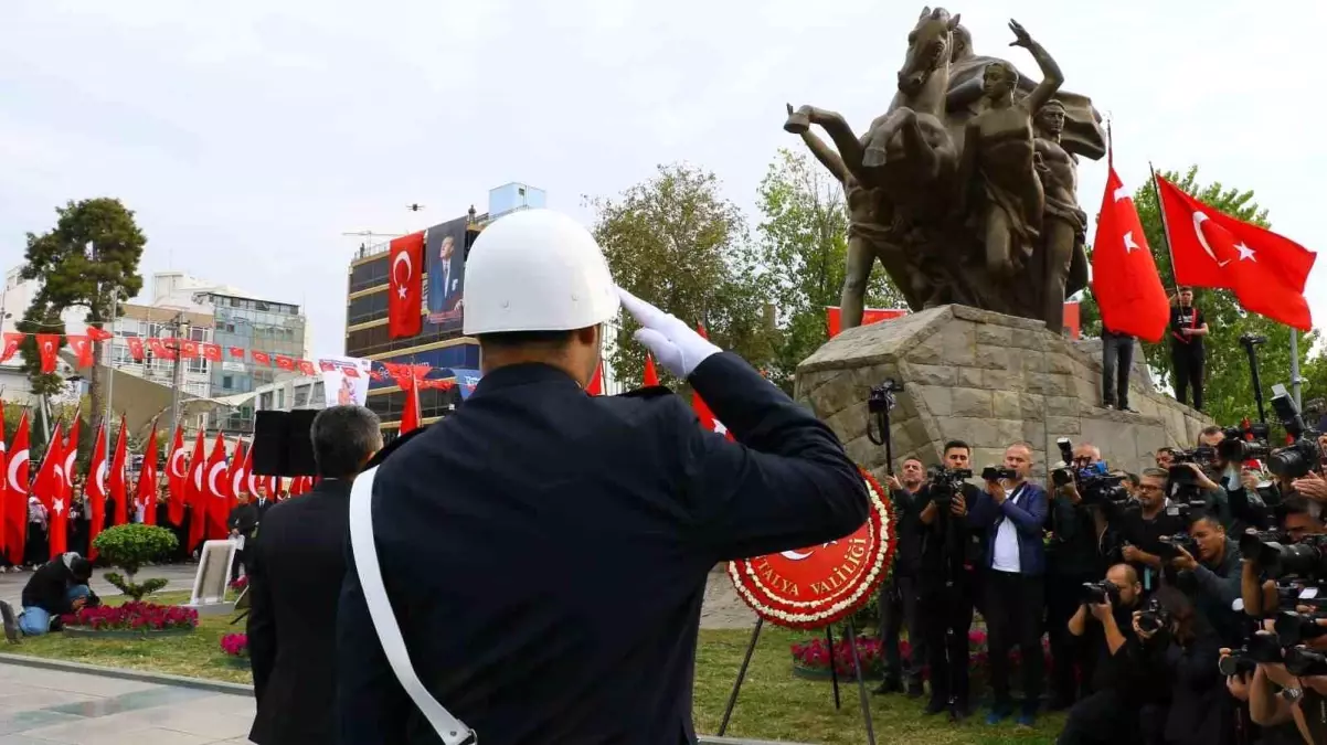 Atatürk, 86. Ölüm Yıldönümünde Antalya\'da Anıldı