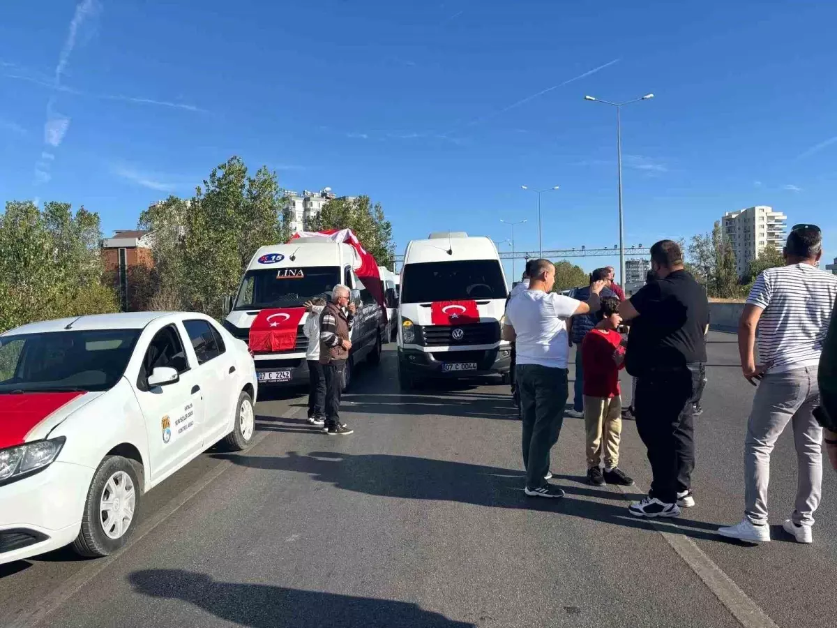 Antalya\'da C Plaka Zorunluluğu Servis Esnafının 25 Yıllık Sorununu Çözdü