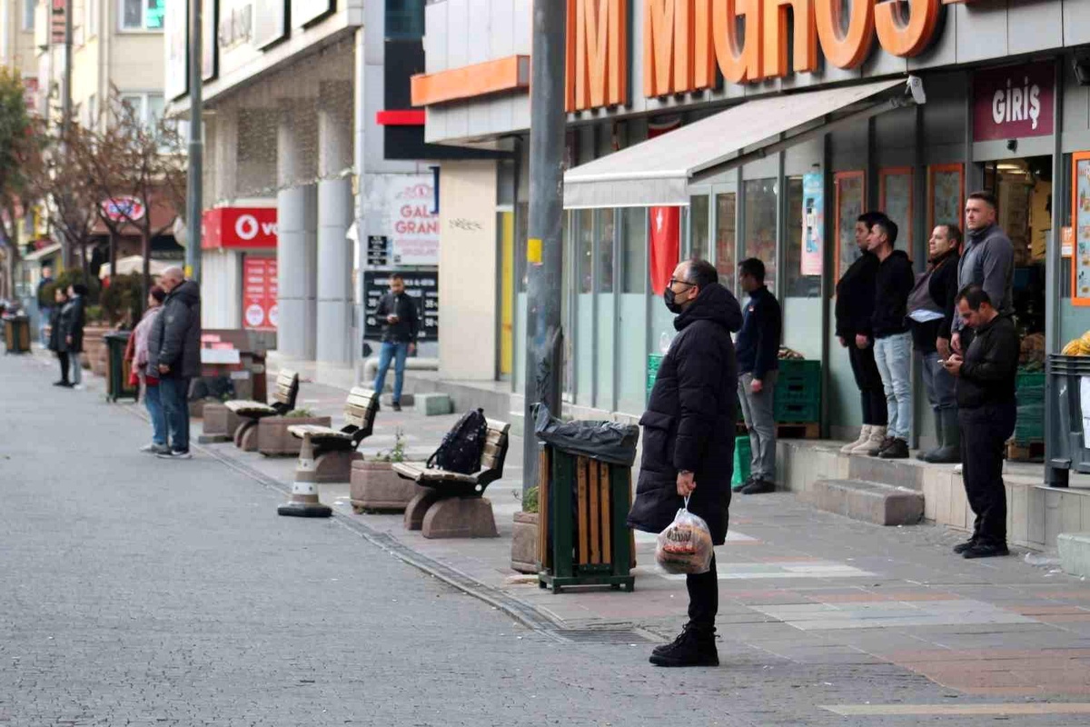 Atatürk, Eskişehir\'de Anıldı