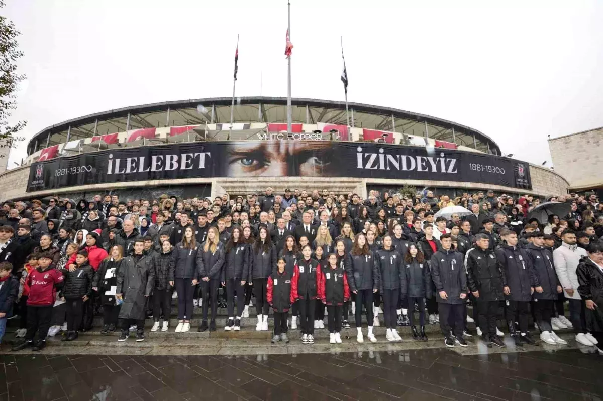 Beşiktaş, Atatürk\'ü Andı