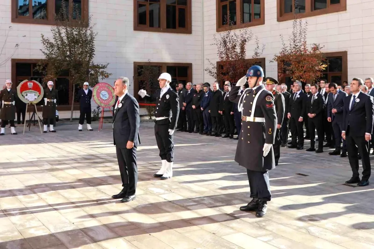 Bingöl\'de 10 Kasım Atatürk\'ü Anma Günü Töreni Düzenlendi