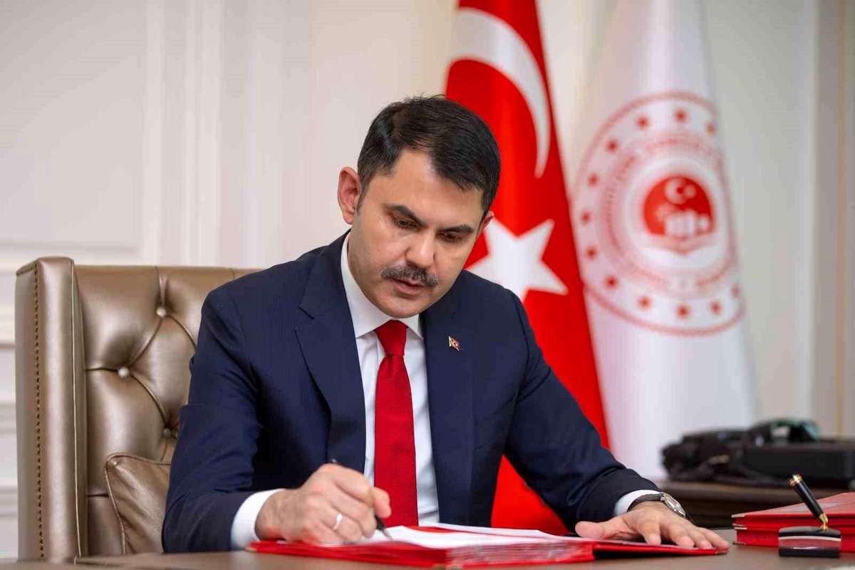 İstanbul\'da \'Yarısı Bizden\' Kentsel Dönüşüm Kampanyası