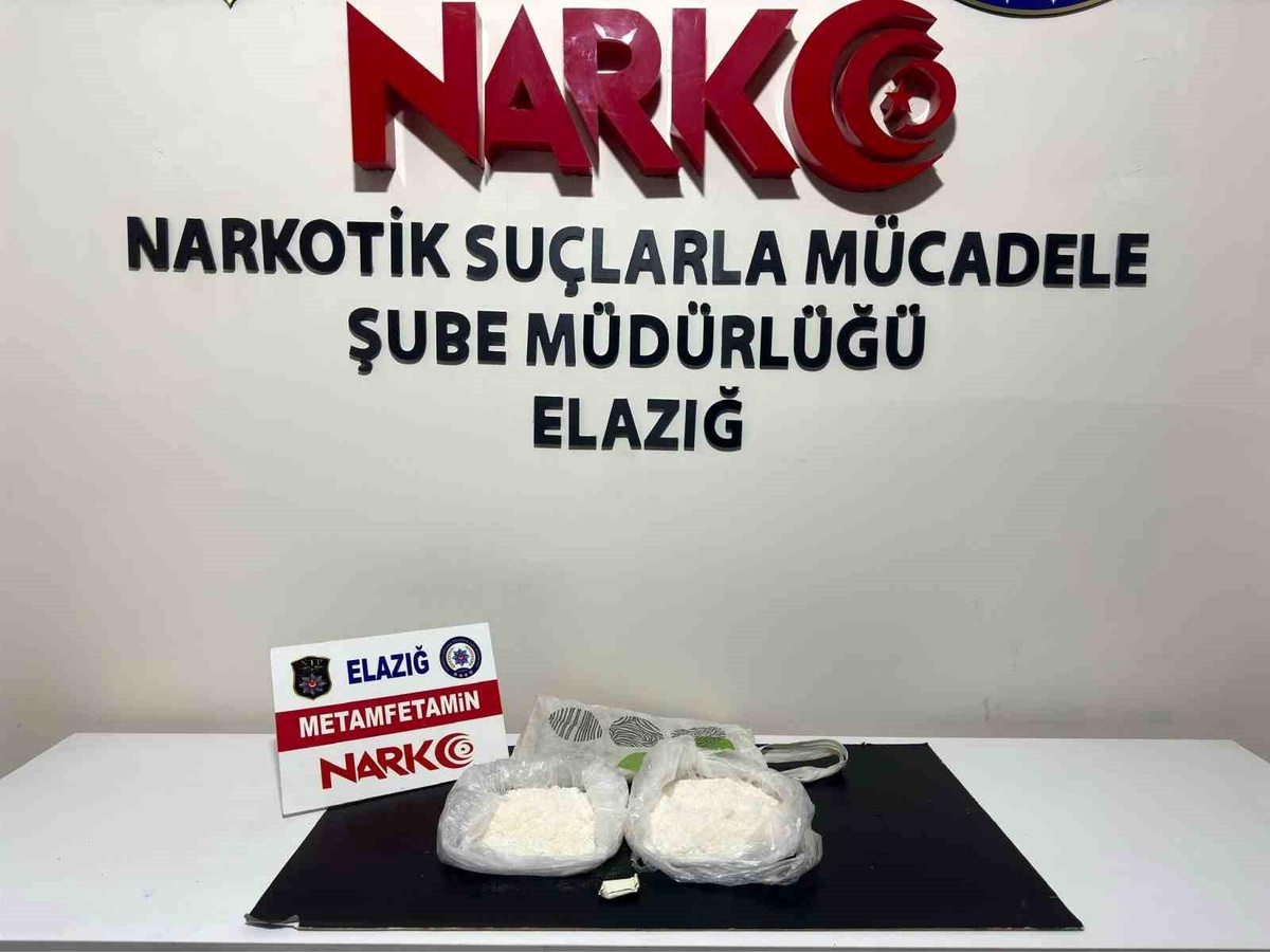 Elazığ\'da Uyuşturucu Operasyonu: 1,5 Kilo Metamfetamin Ele Geçirildi