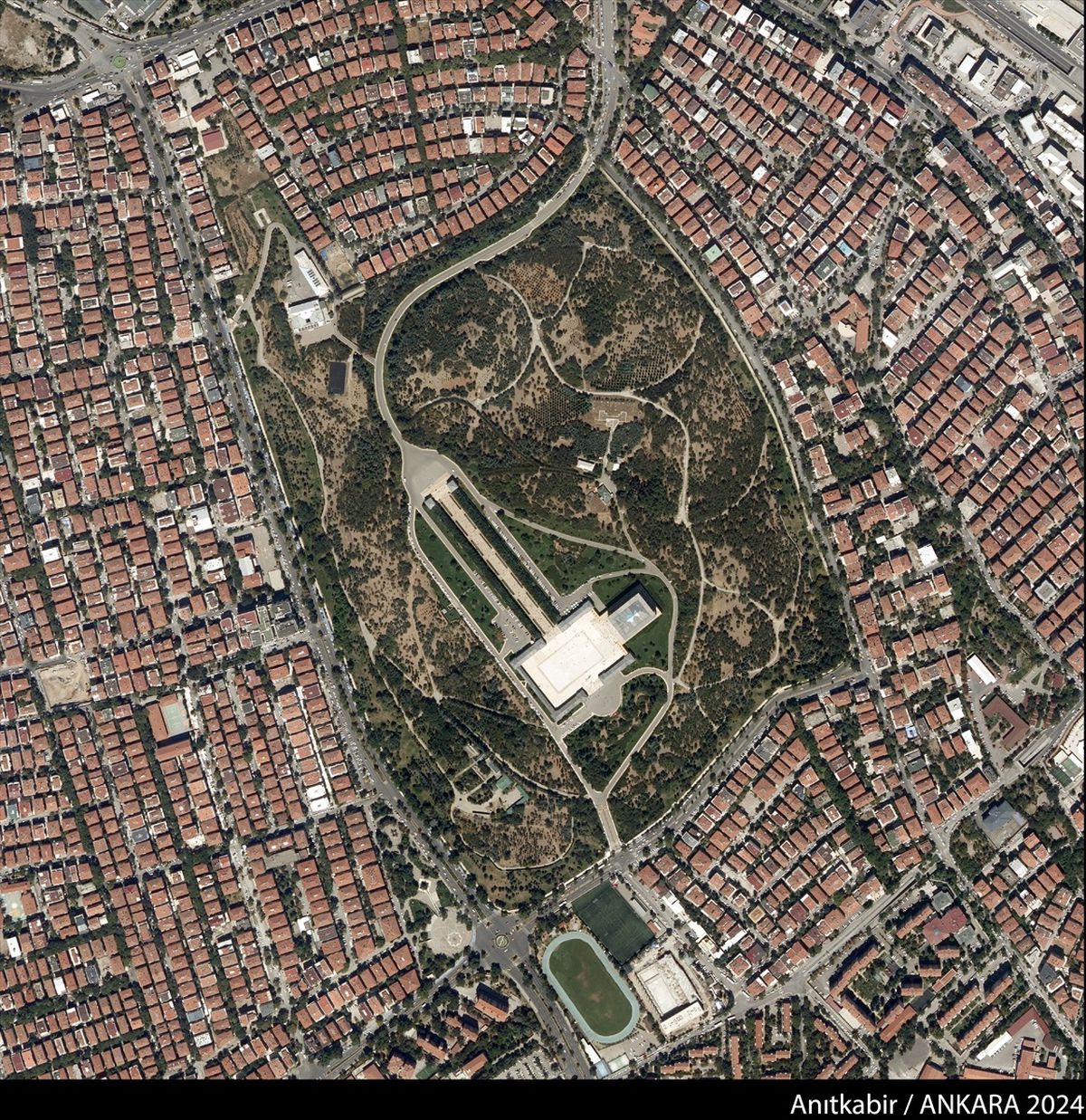 Anıtkabir\'in Tarihi Fotoğrafları Paylaşıldı