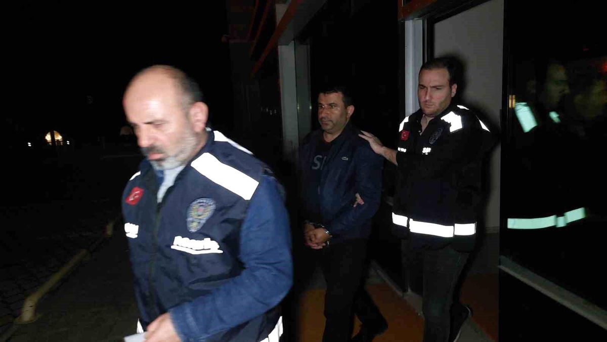 Samsun\'da Muhtarlık Seçimi Kavgası: Genç Ağır Yaralandı