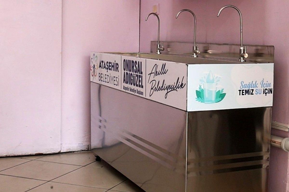 Ataşehir Belediyesi Öğrenciler İçin Su Arıtma Cihazları Kuruyor
