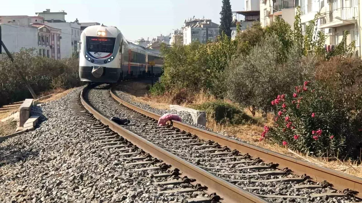 Aydın\'da Tren Raylarında Şüpheli Çanta Panik Yarattı