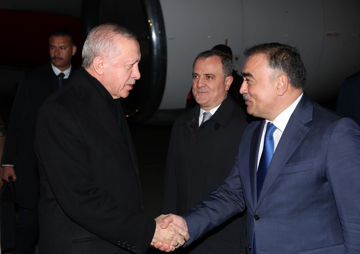Cumhurbaşkanı Erdoğan, Bakü\'ye ulaştı