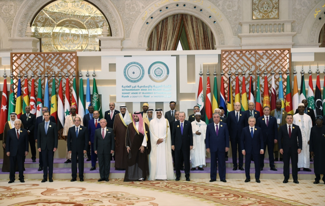 Erdoğan, Beşar Esad konuşmaya başlayınca salonu terk etti