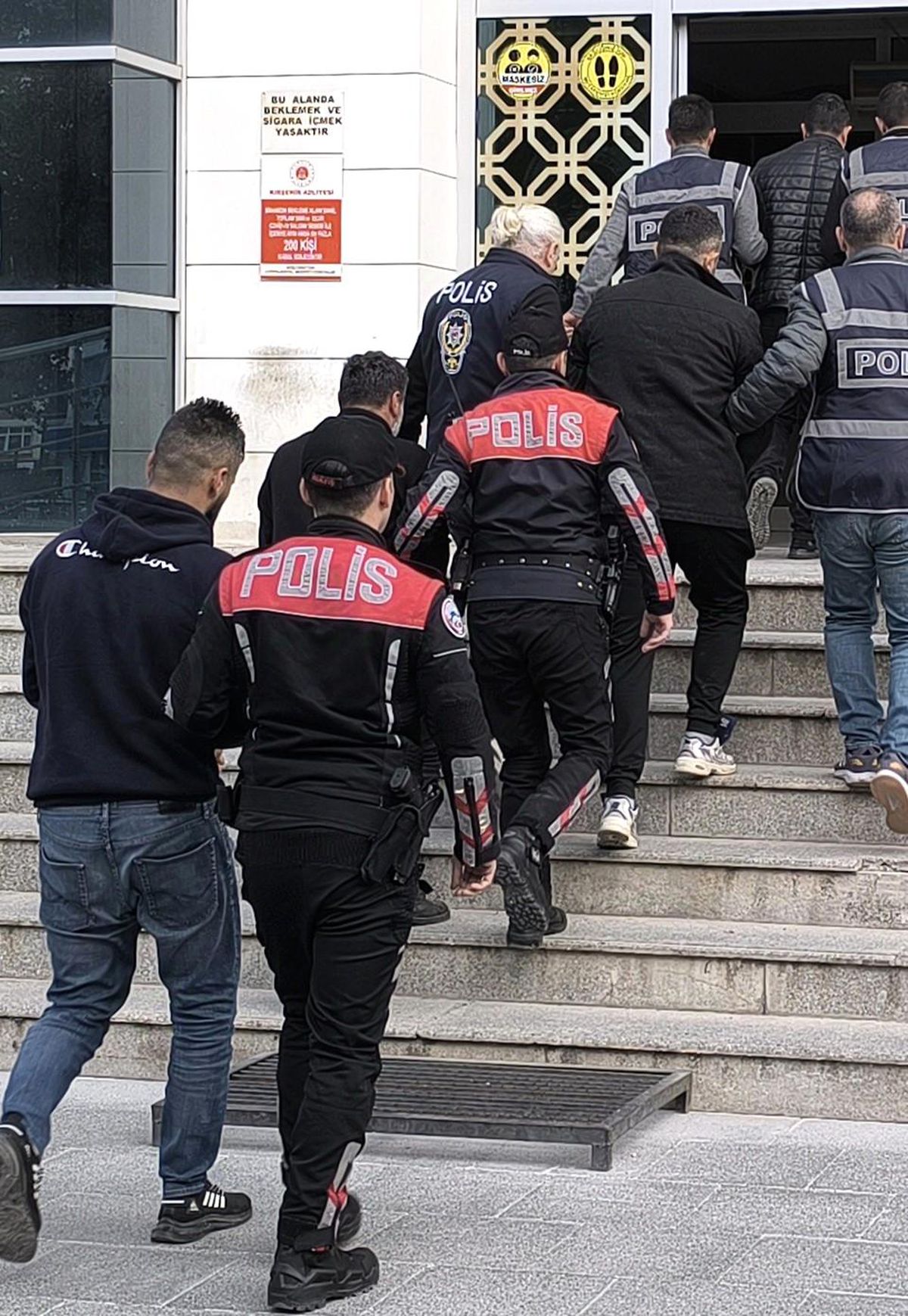 Kırşehir\'de Silahlı Kavga: 1 Ölü, 2 Tutuklu