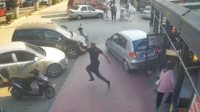 Ölümle burun buruna kaldı, telefonu ile görüntü çekmeye çalıştı Ölümle burun buruna kaldı, telefonu ile görüntü çekmeye çalıştı