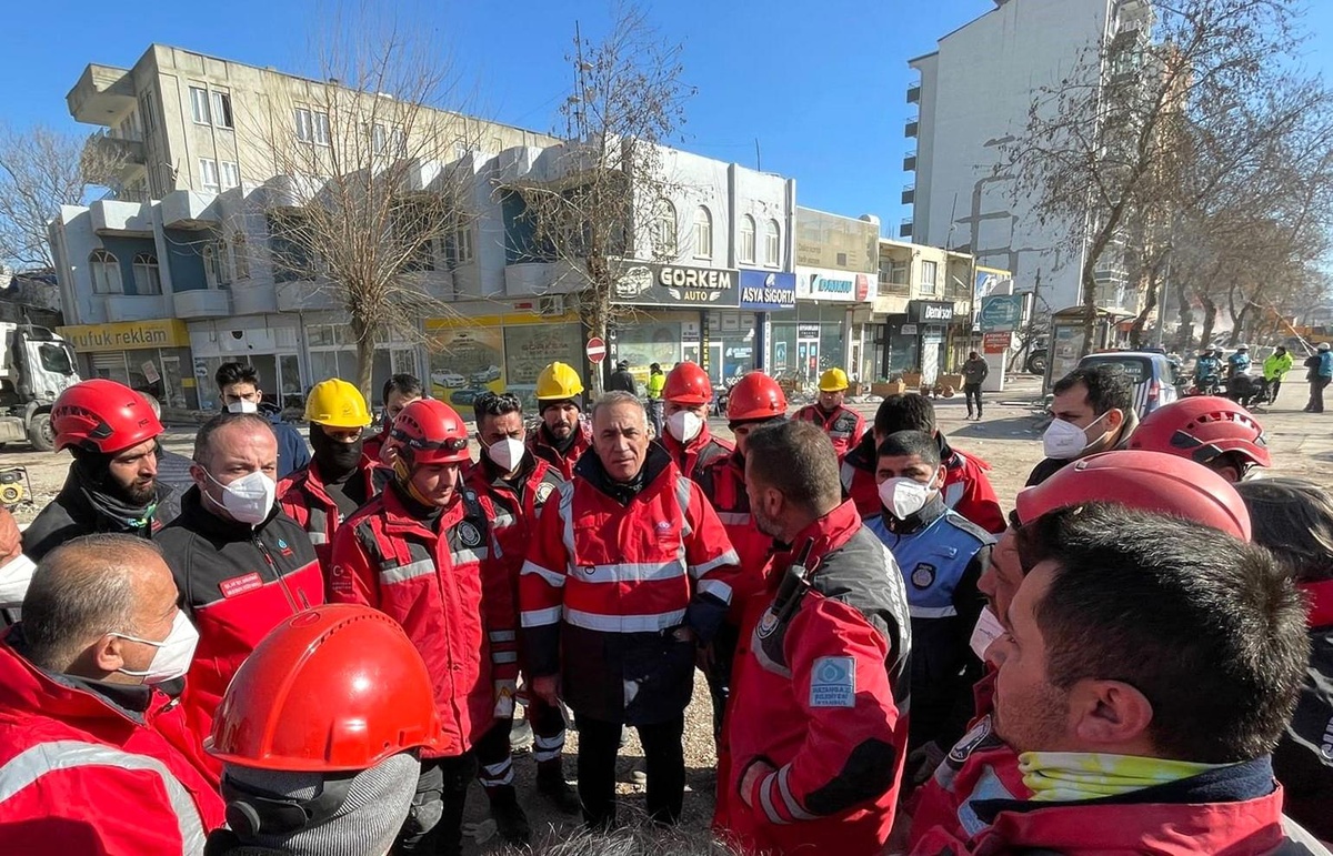 Sultangazi Belediyesi\'nden Deprem Yardımlarıyla İlgili Açıklama