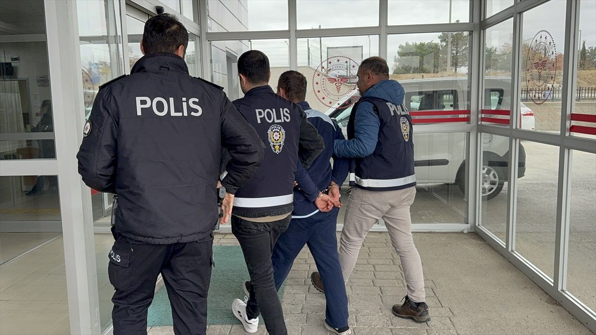 Tekirdağ\'da Trajik Olay: Genç Anneyi Öldürdü