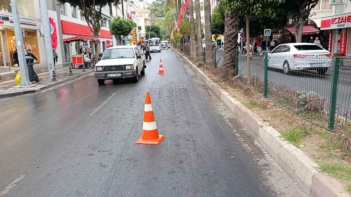 Manavgat\'ta Motosiklet Kazası: 2 Yaralı