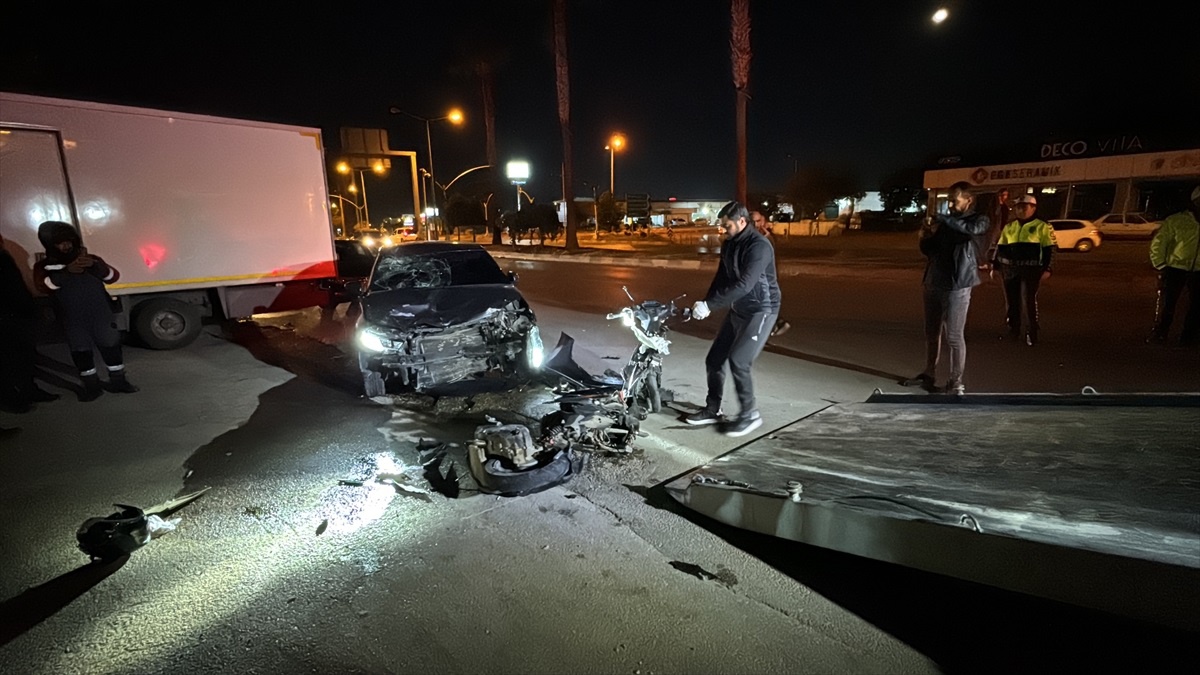 Adana\'da motosiklet kazası: Sürücü hayatını kaybetti