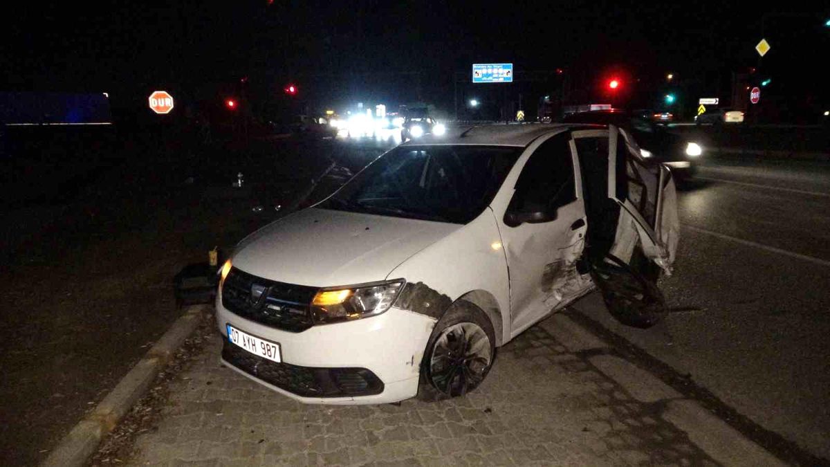 Manavgat\'ta Trafik Kazasında Yaralanan Yok