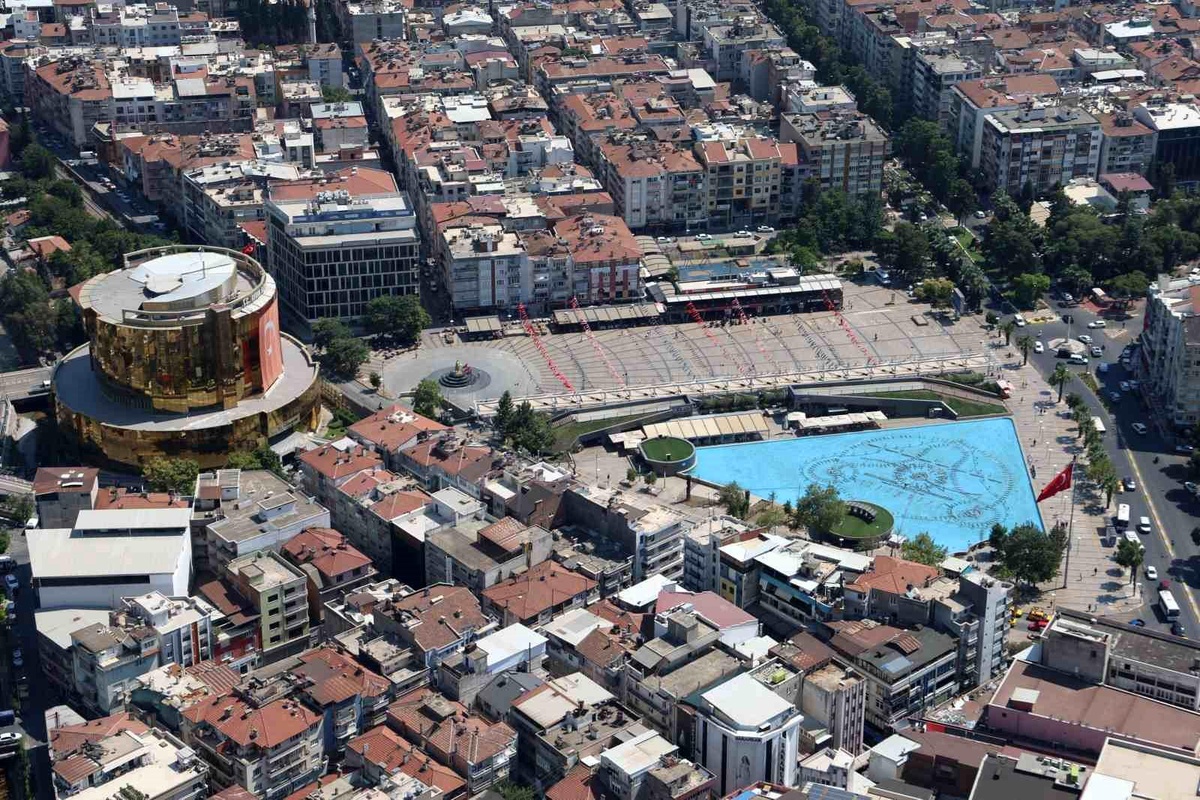 Aydın\'da Yabancı İkamet İzni Azaldı