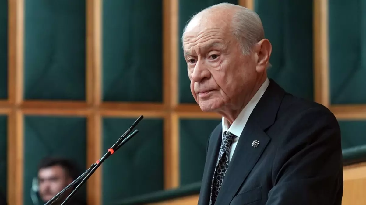 Bahçeli\'den İmamoğlu ve Yavaş\'a: Bugünden cumhurbaşkanı adaylığına soyunmaları namertliktir