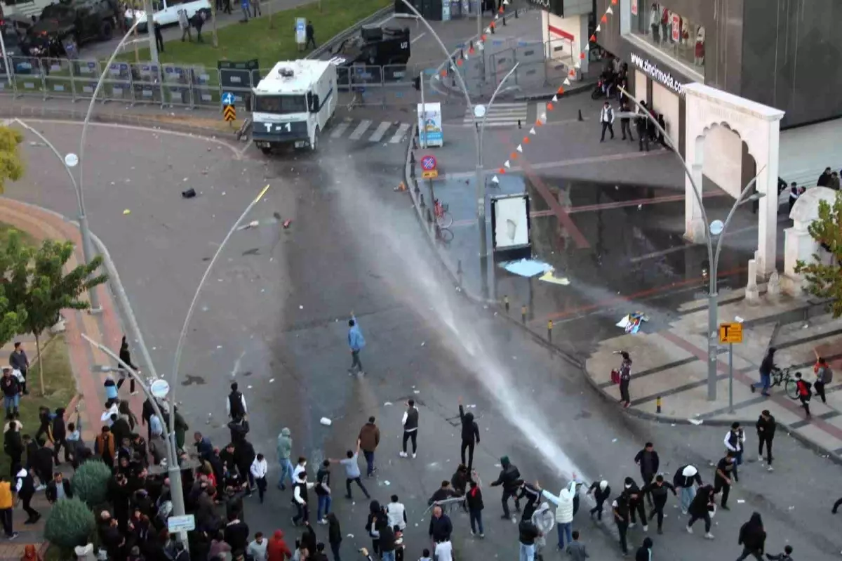 Batman\'da TOMA\'ya Vatandaş Desteği