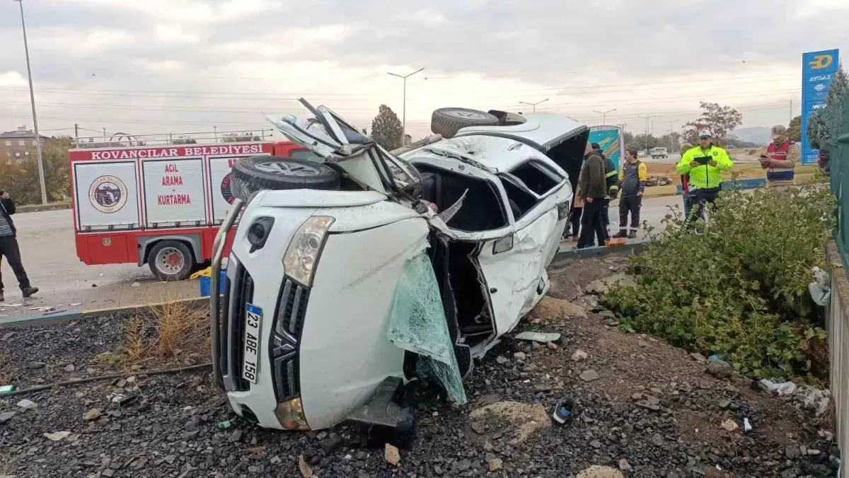 Elazığ\'da Trafik Kazası: 19 Yaşındaki Genç Hayatını Kaybetti