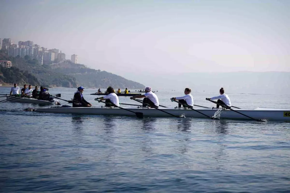 Bursa RowingFest 2023 sona erdi, kurumsal firmalar yarıştı