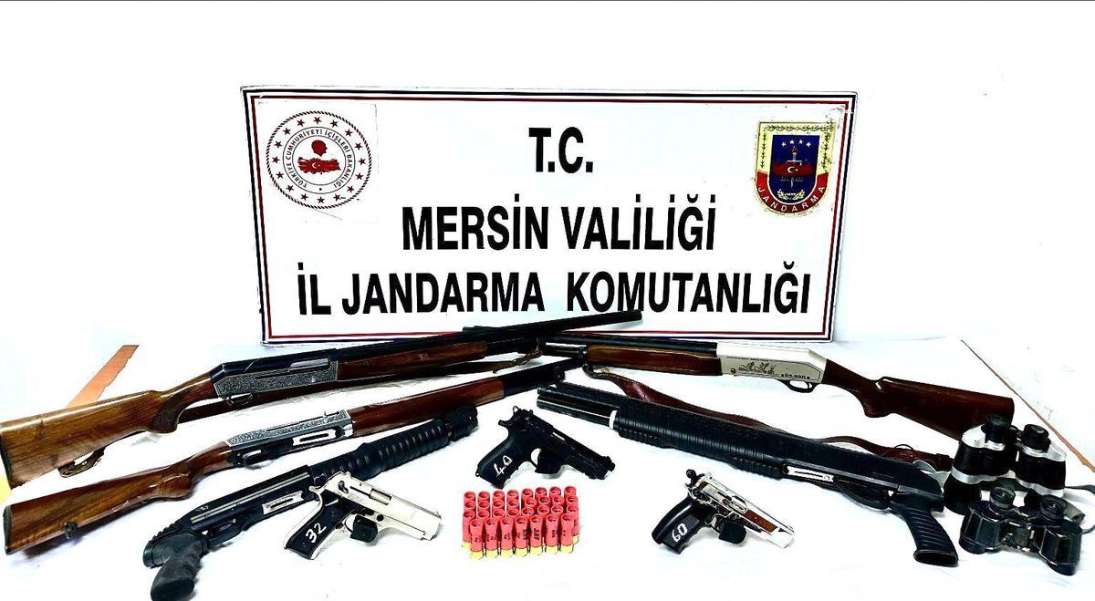 Tarsus\'ta Silah Ticareti Operasyonu