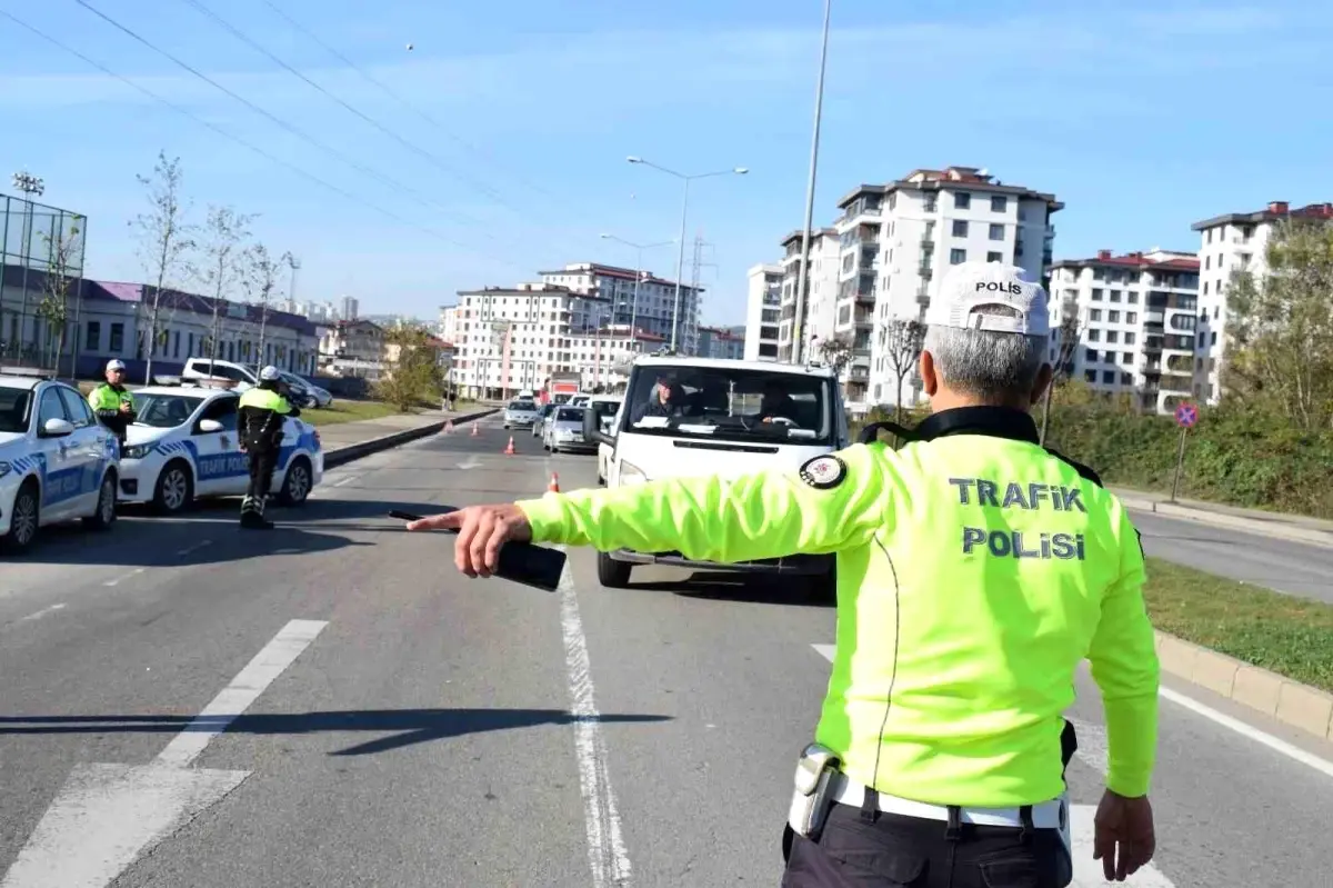 Ordu\'da Trafik Denetimi: 17 Bin Araç Kontrolü