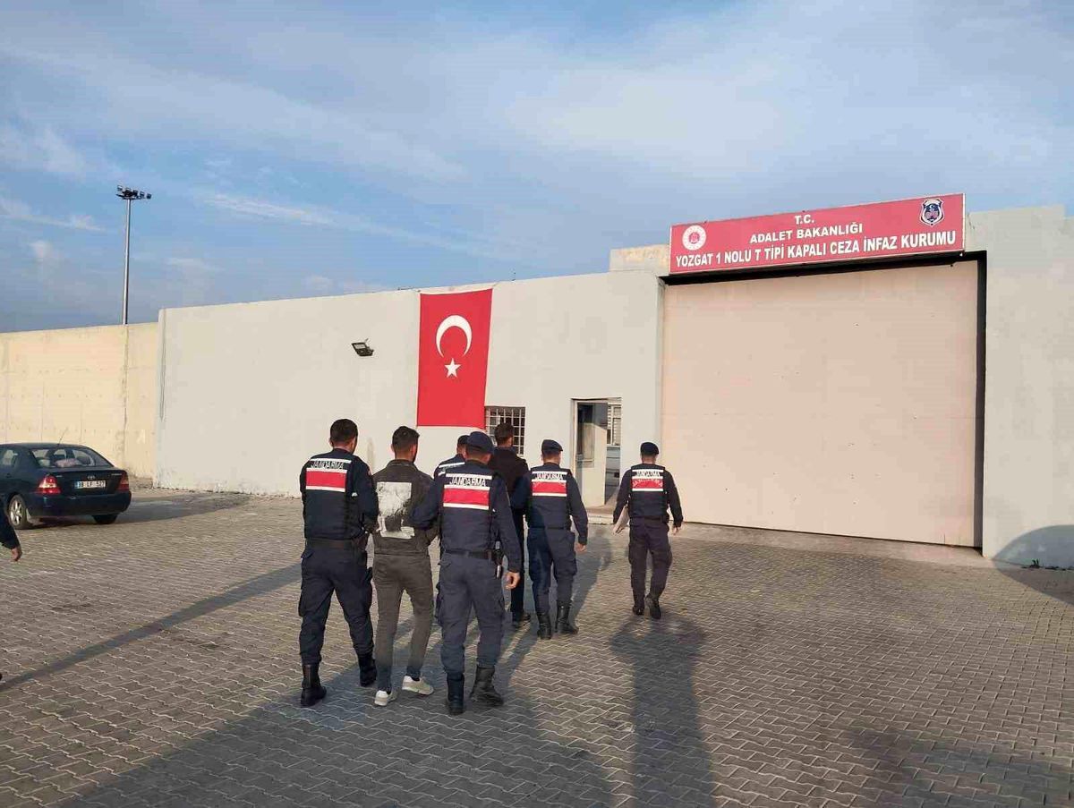 Yozgat\'ta 4 Aranan Şahıs Yakalandı