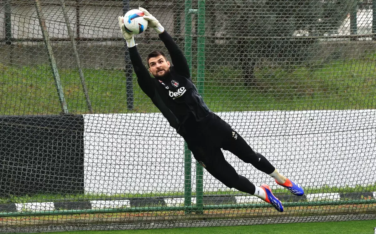 Beşiktaş Göztepe Maçı Hazırlıklarını Sürdürüyor