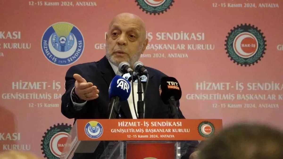 HAK-İŞ Başkanı Arslan: "Tartışılması gereken asgari ücretin ne olacağı değil, asgari ücretin nasıl oluşturulacağıdır"