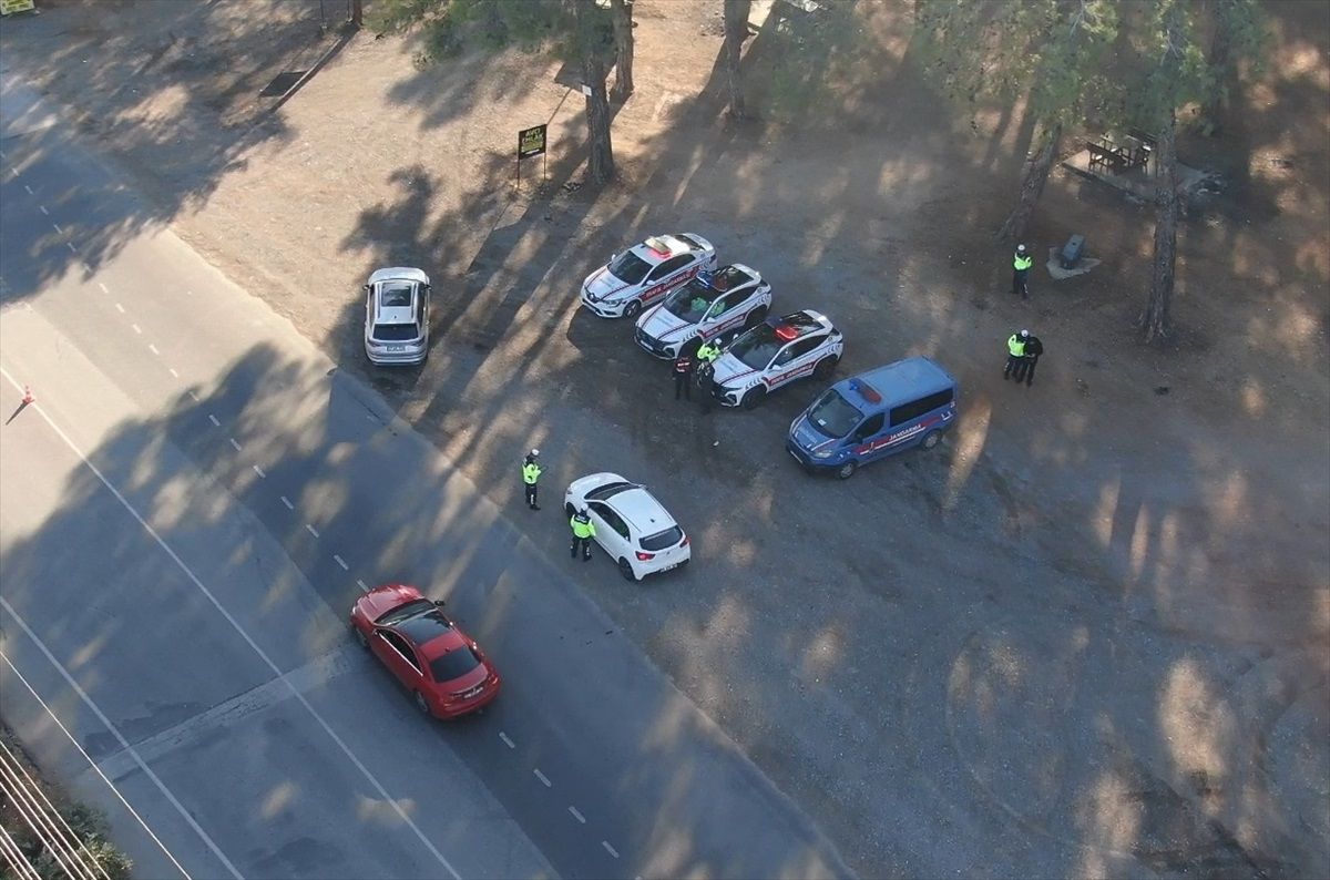 Antalya\'da Cayrokopterli Trafik Denetimi