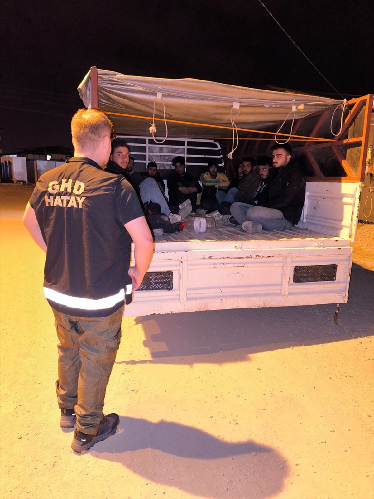 Hatay\'da 13 Yasa Dışı Göçmen Yakalandı