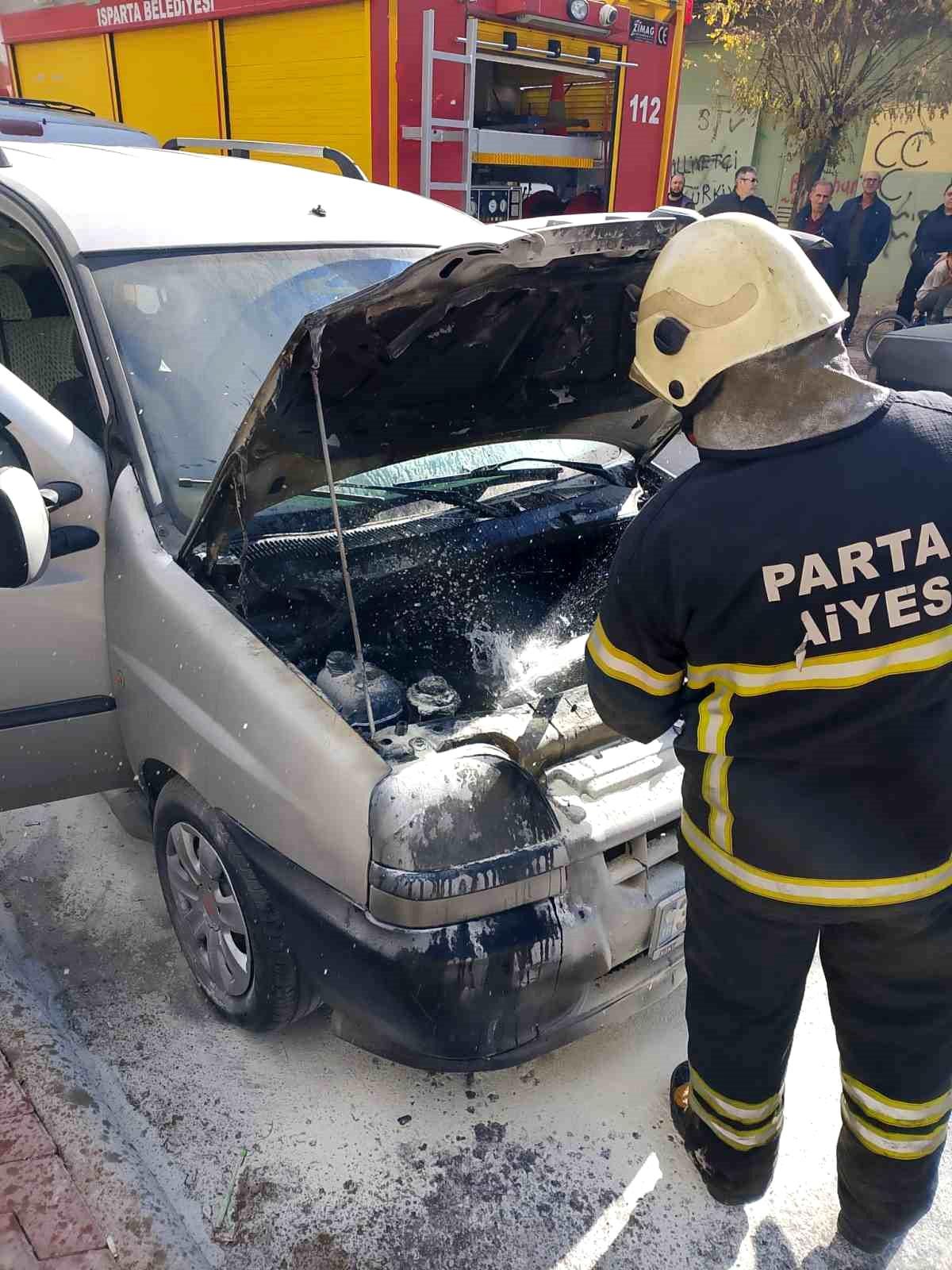 Isparta\'da Araç Yangını