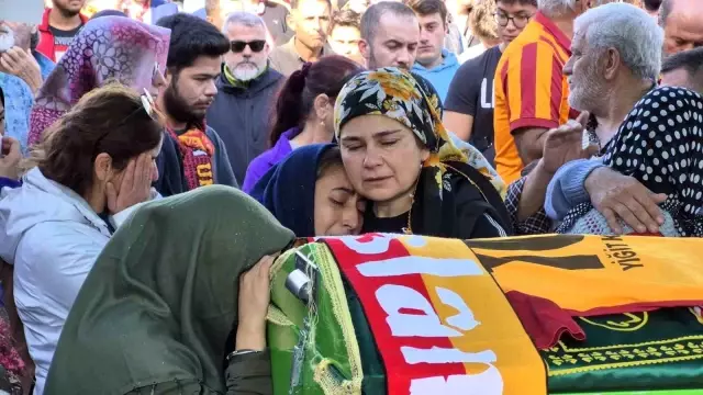 Galatasaray Sevdalısı minik Yiğit, son yolculuğuna uğurlandı