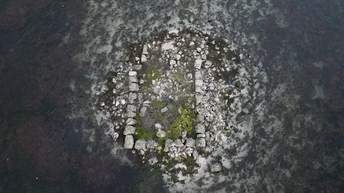 Sapanca Gölü\'nde Su Seviyesi Düşüyor