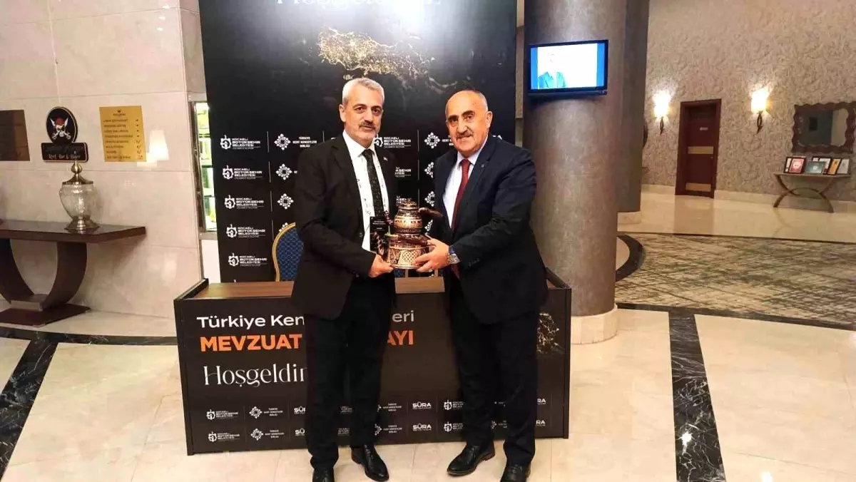 Tanfer, Kent Konseyleri çalıştayında Erzurum\'u temsil etti