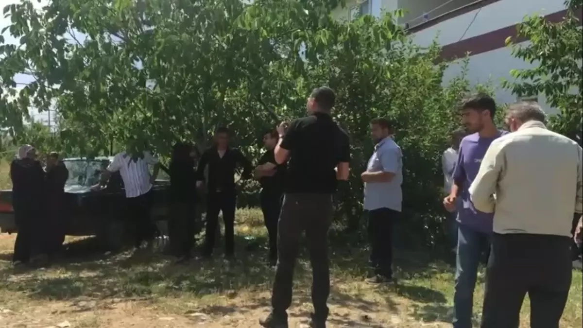 Düğünde Havaya Ateş Eden Maganda Yakalandı