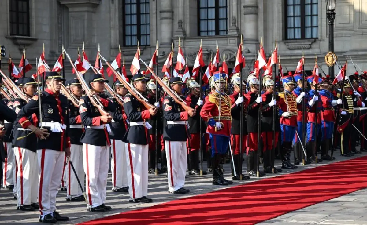 Xi Jinping Peru\'yu Ziyaret Etti