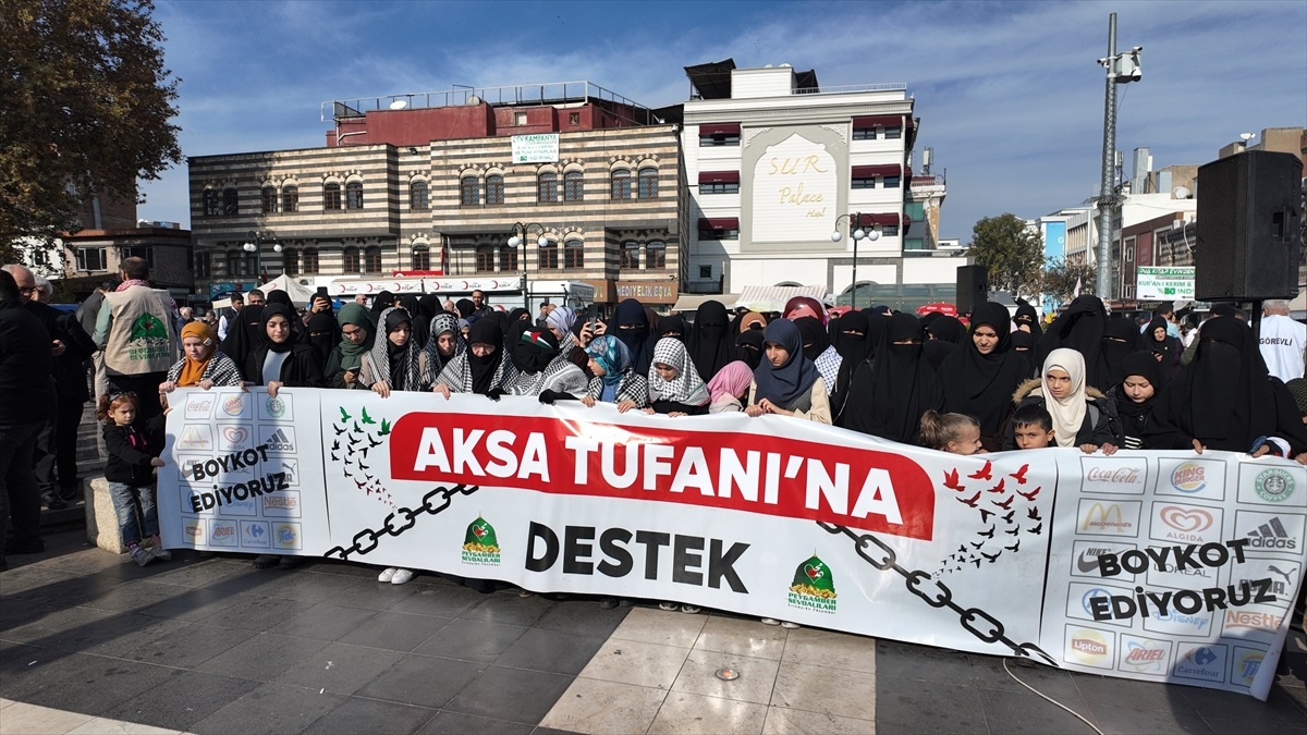 Diyarbakır\'da İsrail Protestosu
